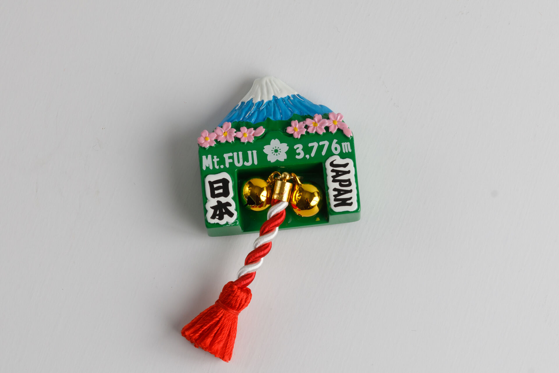 マグネット