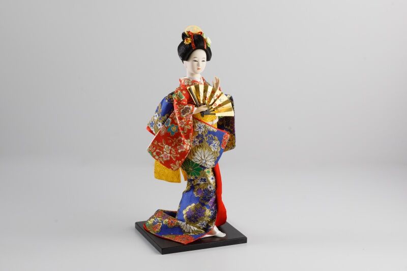 日本人形12インチ