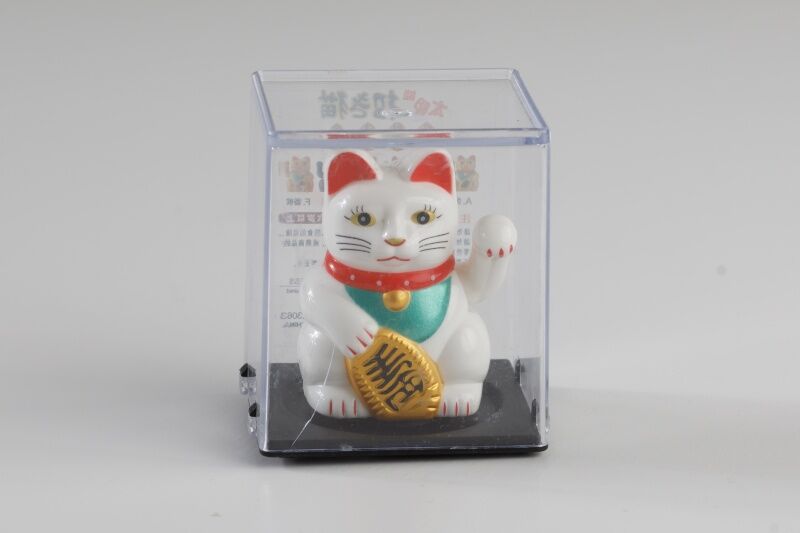 ソーラーまねきねこ